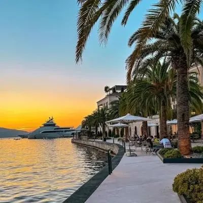 Golden Horizon Villas